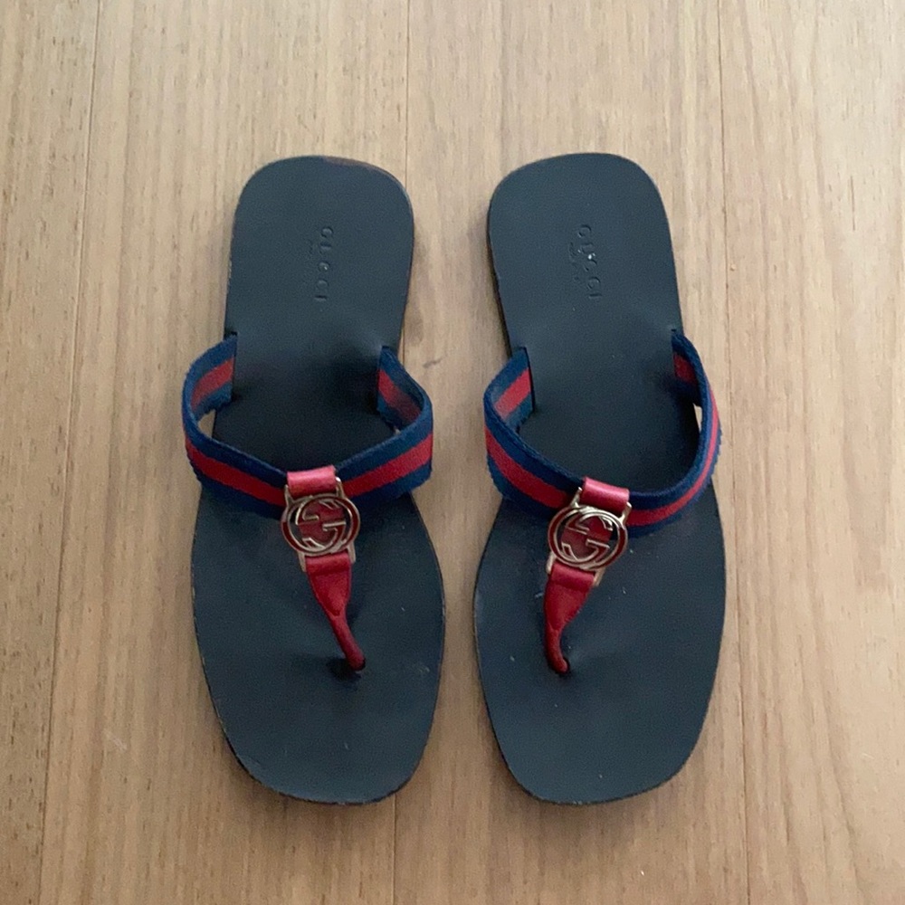 Gucci Women’s GG Thong Sandal
